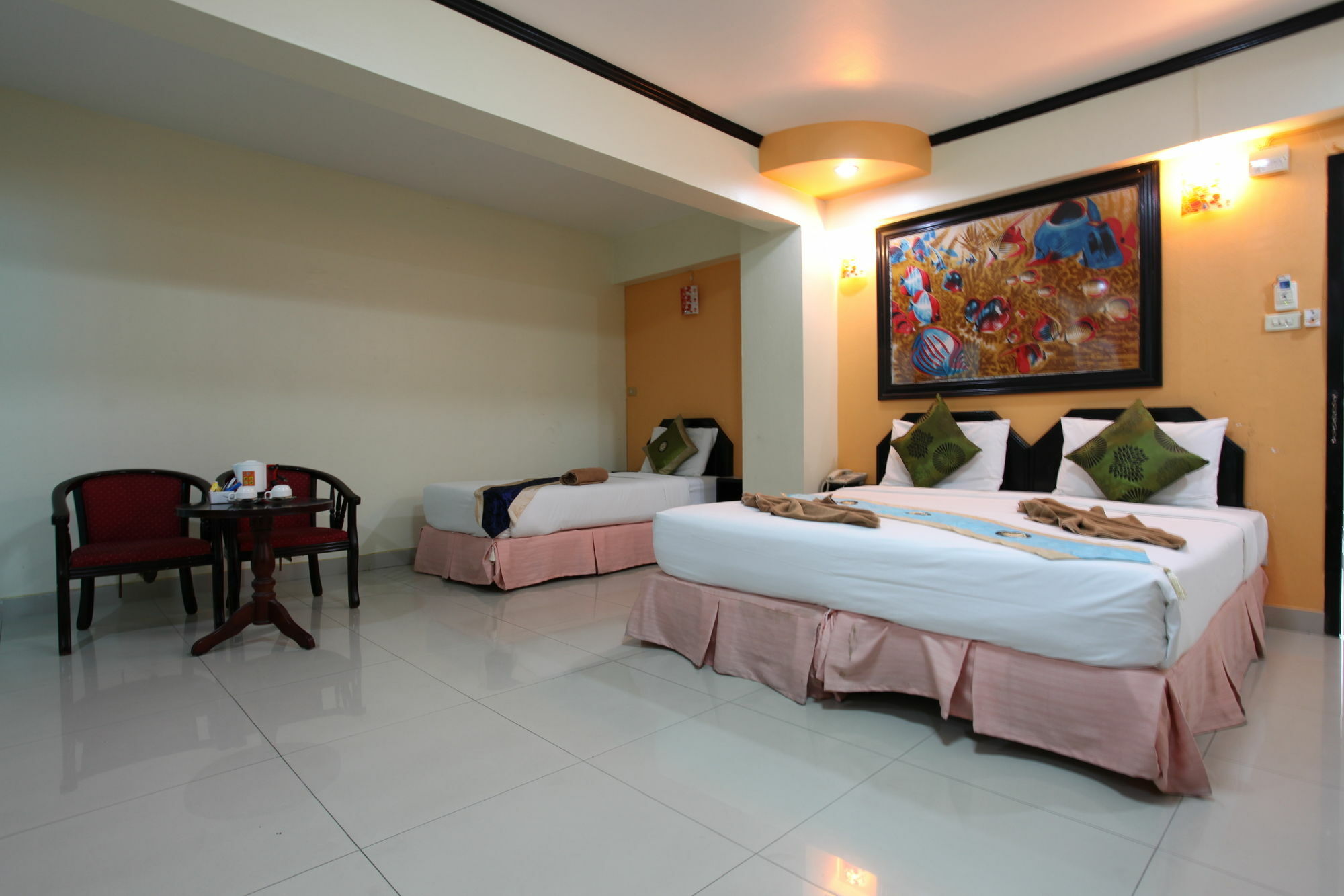 Home Pattaya Hotel Exteriör bild